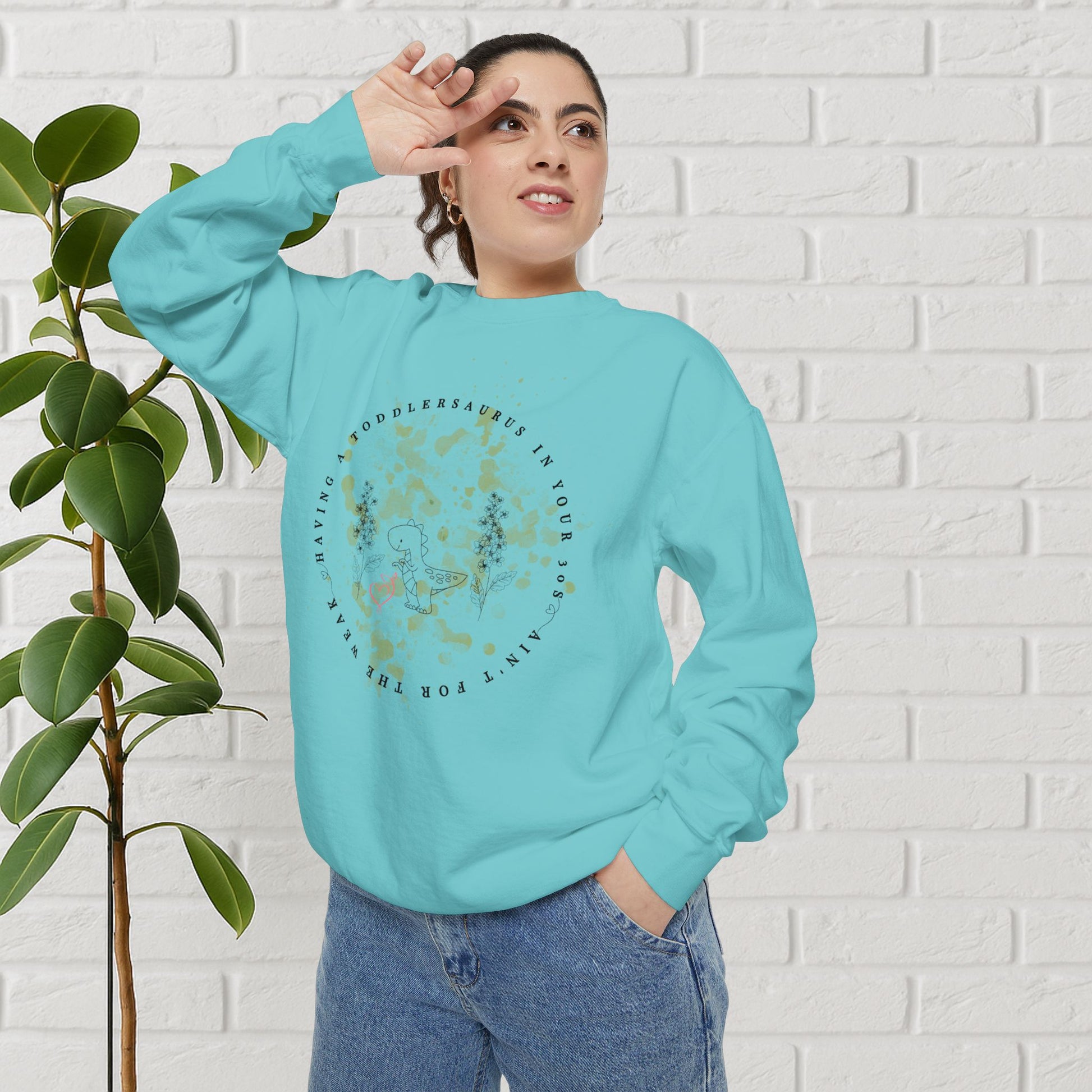 Toddlersaurus Mama – Premium Crewneck Sweatshirt