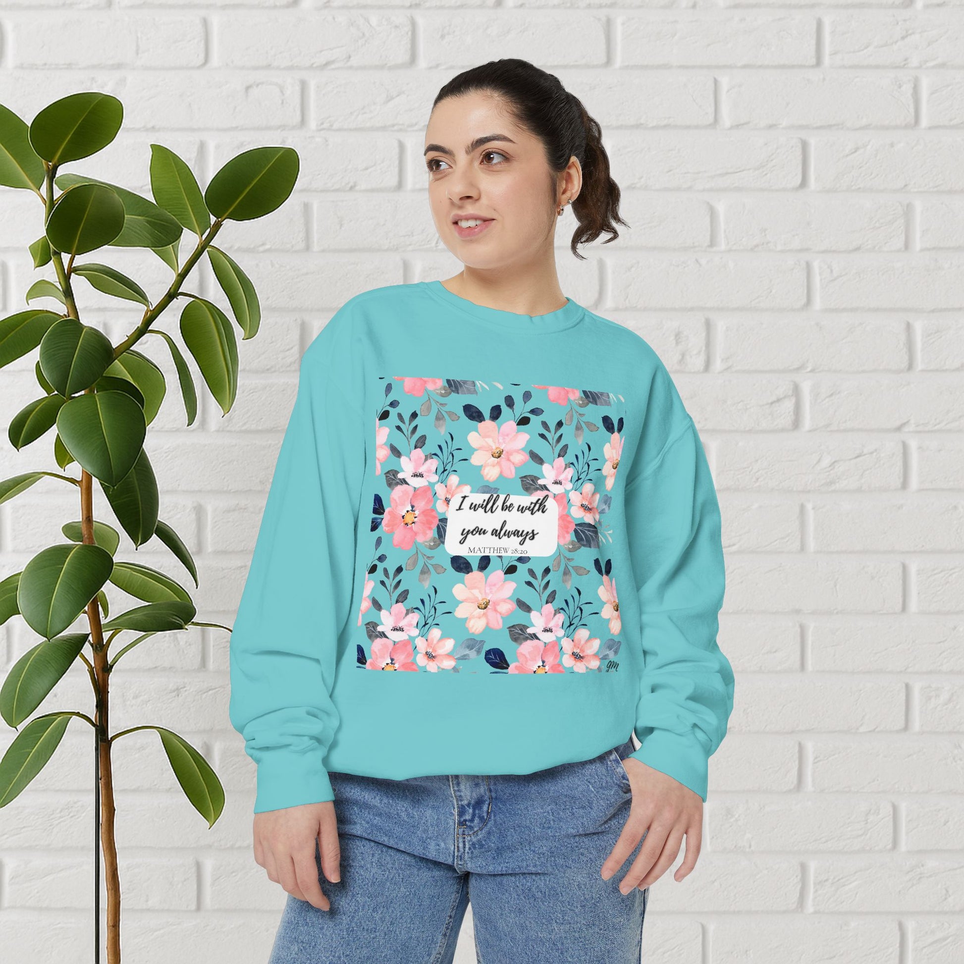 Faith in Bloom” Scripture Sweatshirt – Matthew 28:20 | Floral Christian Apparel