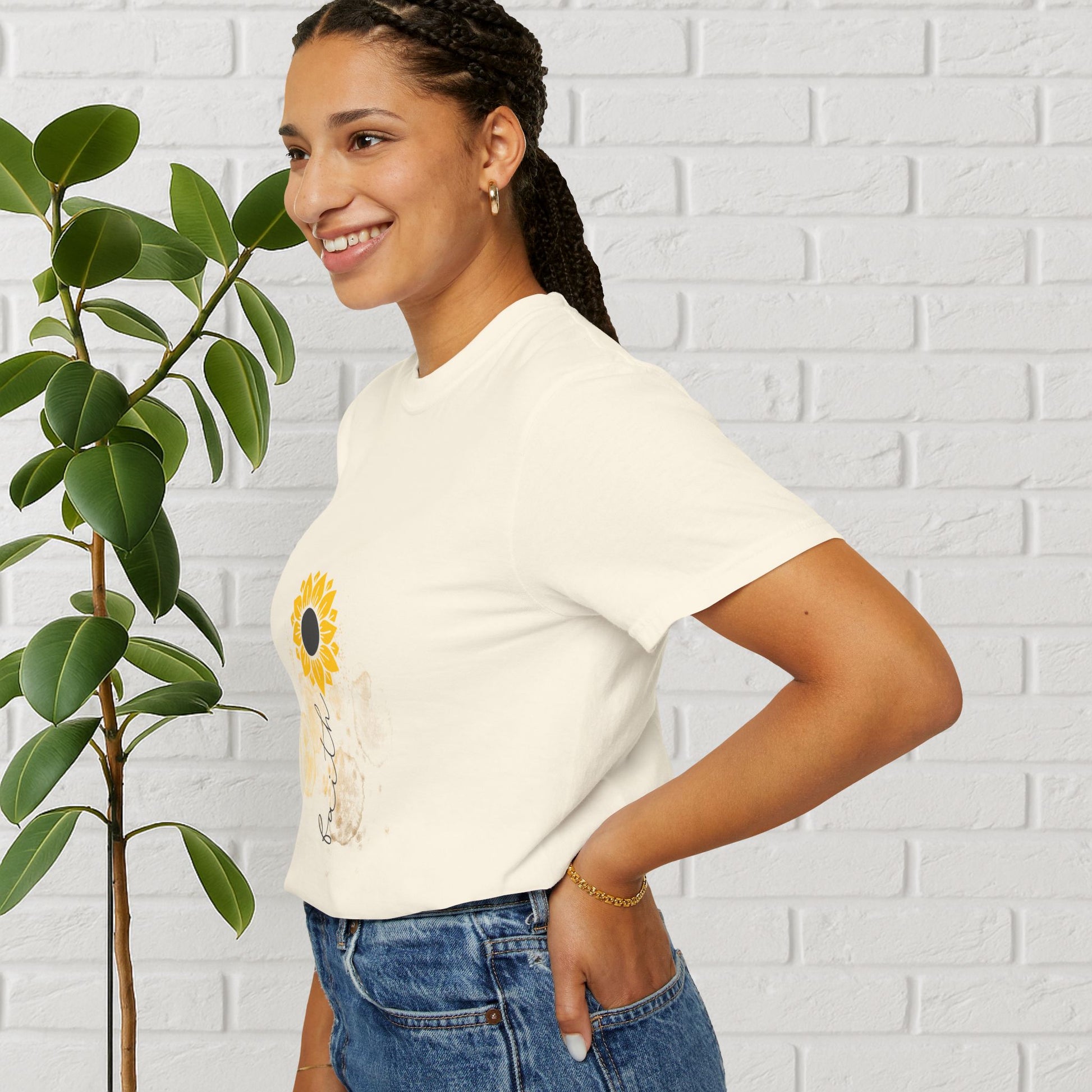 Faith in Bloom – Sunflower Tee