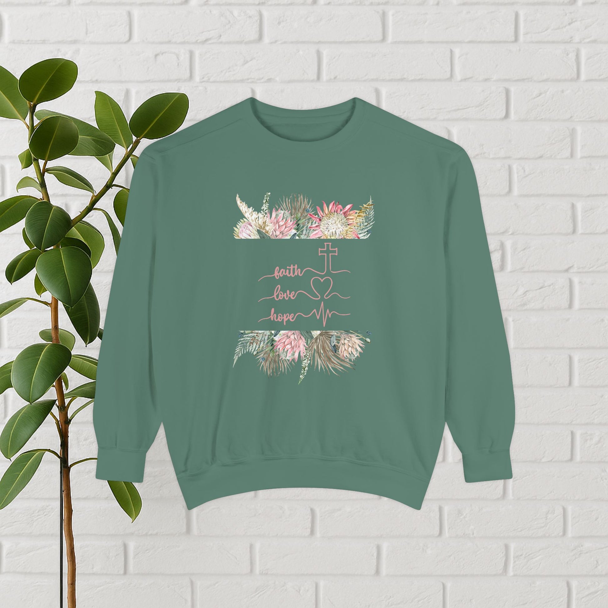 Spiritual Message Sweatshirt – Faith, Love, Hope, Unisex Apparel, Gift for Her, Cozy Wear, Inspirational Fashion