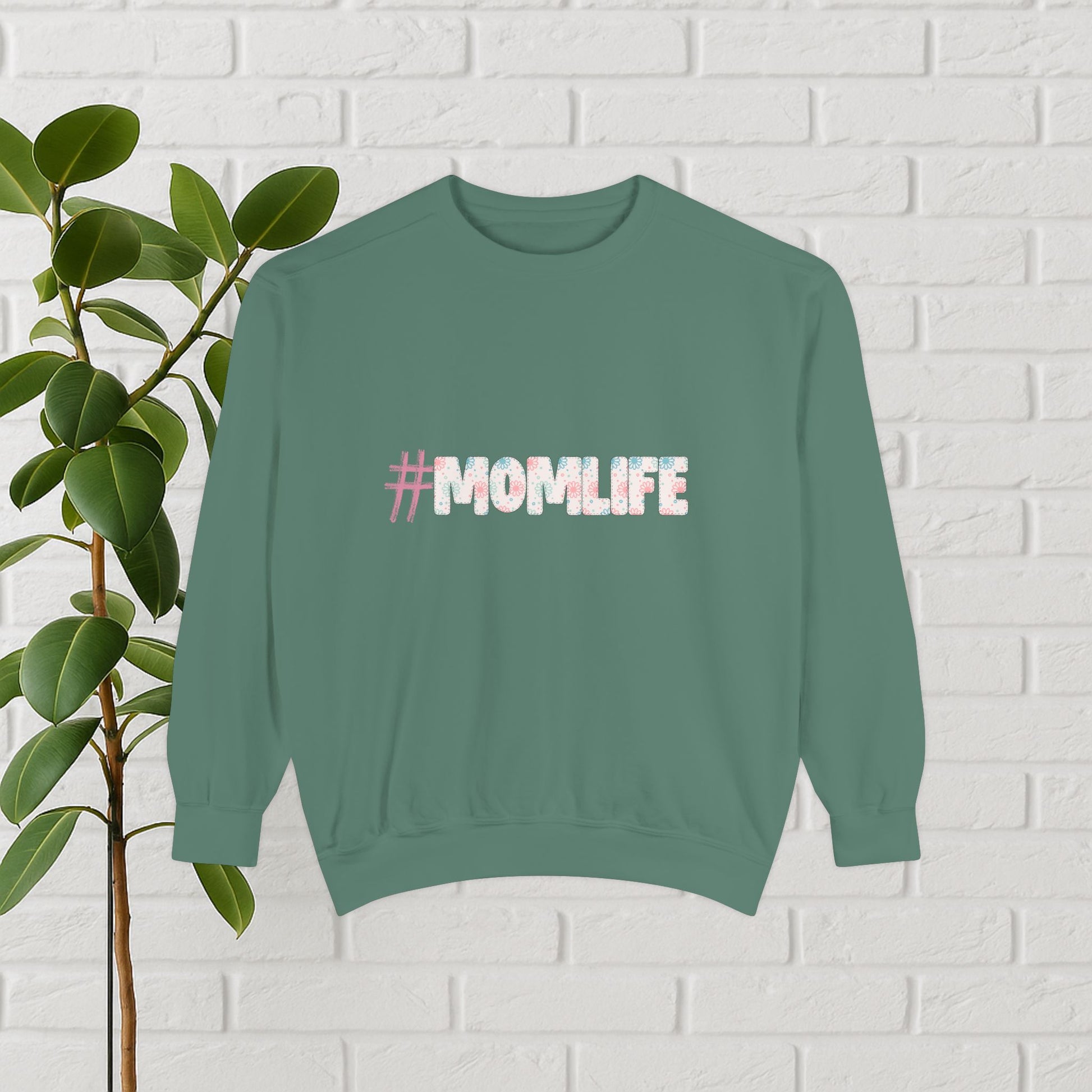 #MOMLIFE Floral Print Sweatshirt – Cute & Comfy Mom Vibes