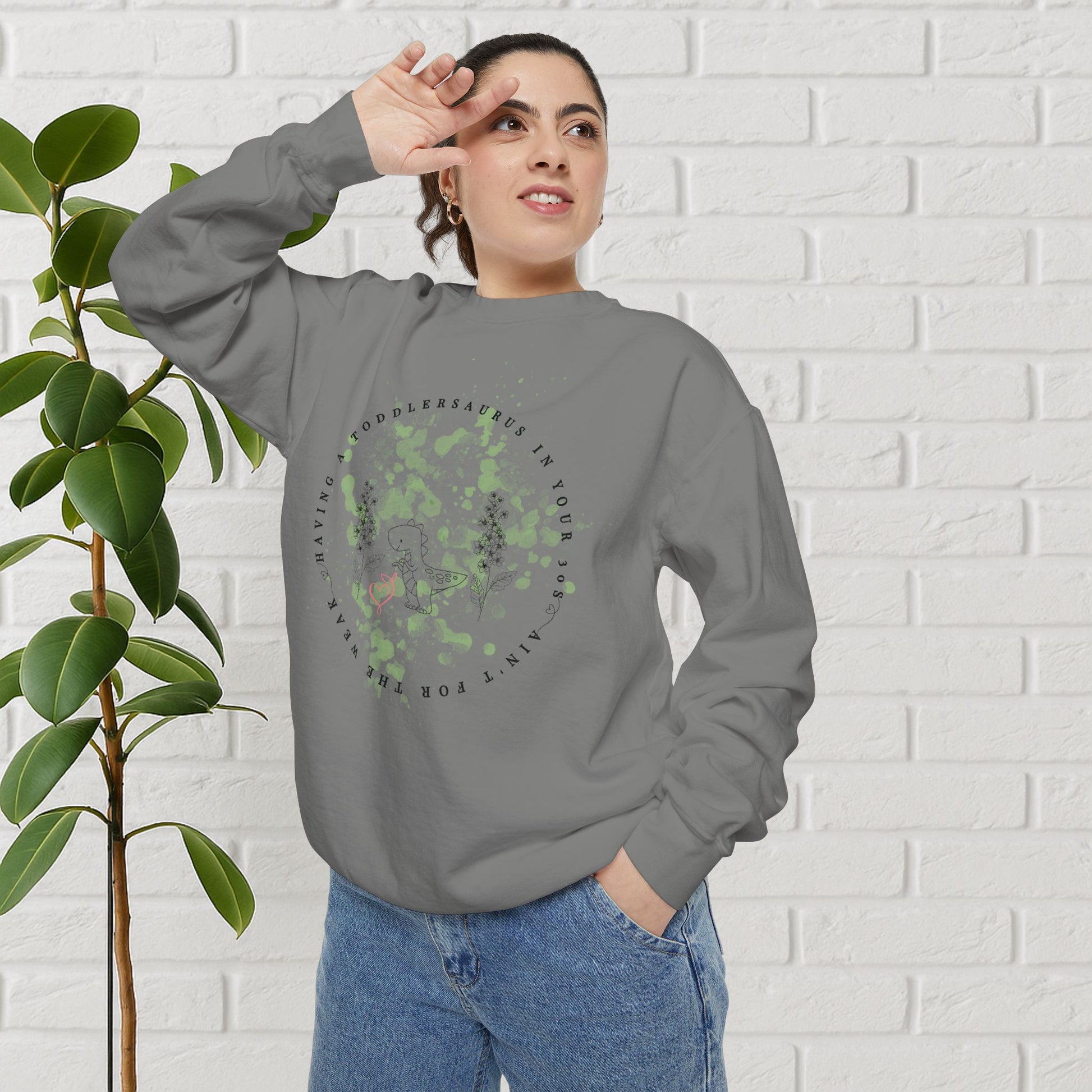 Toddlersaurus Mama – Premium Crewneck Sweatshirt
