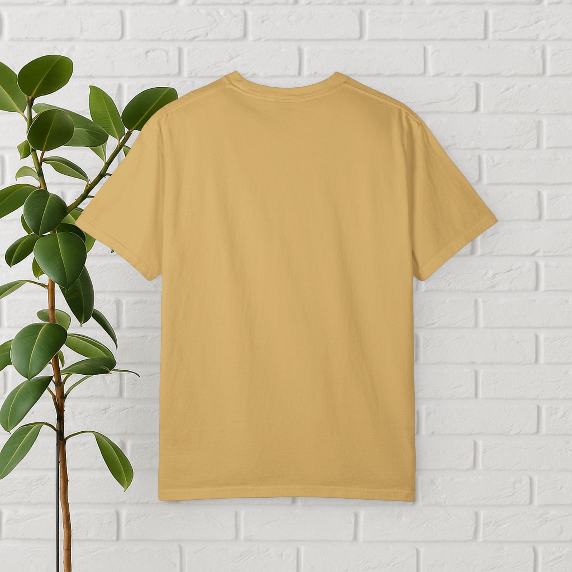 Daughter of a King – Faith-Inspired Floral Cross Tee