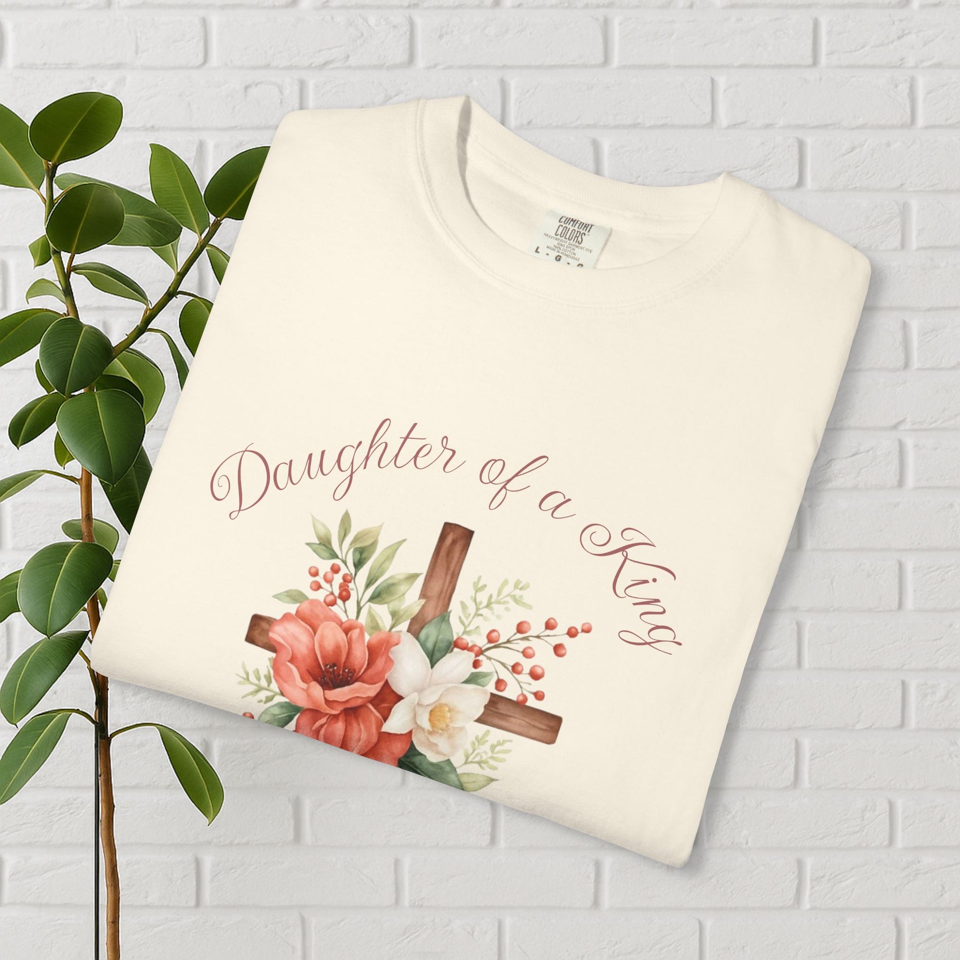Daughter of a King – Faith-Inspired Floral Cross Tee