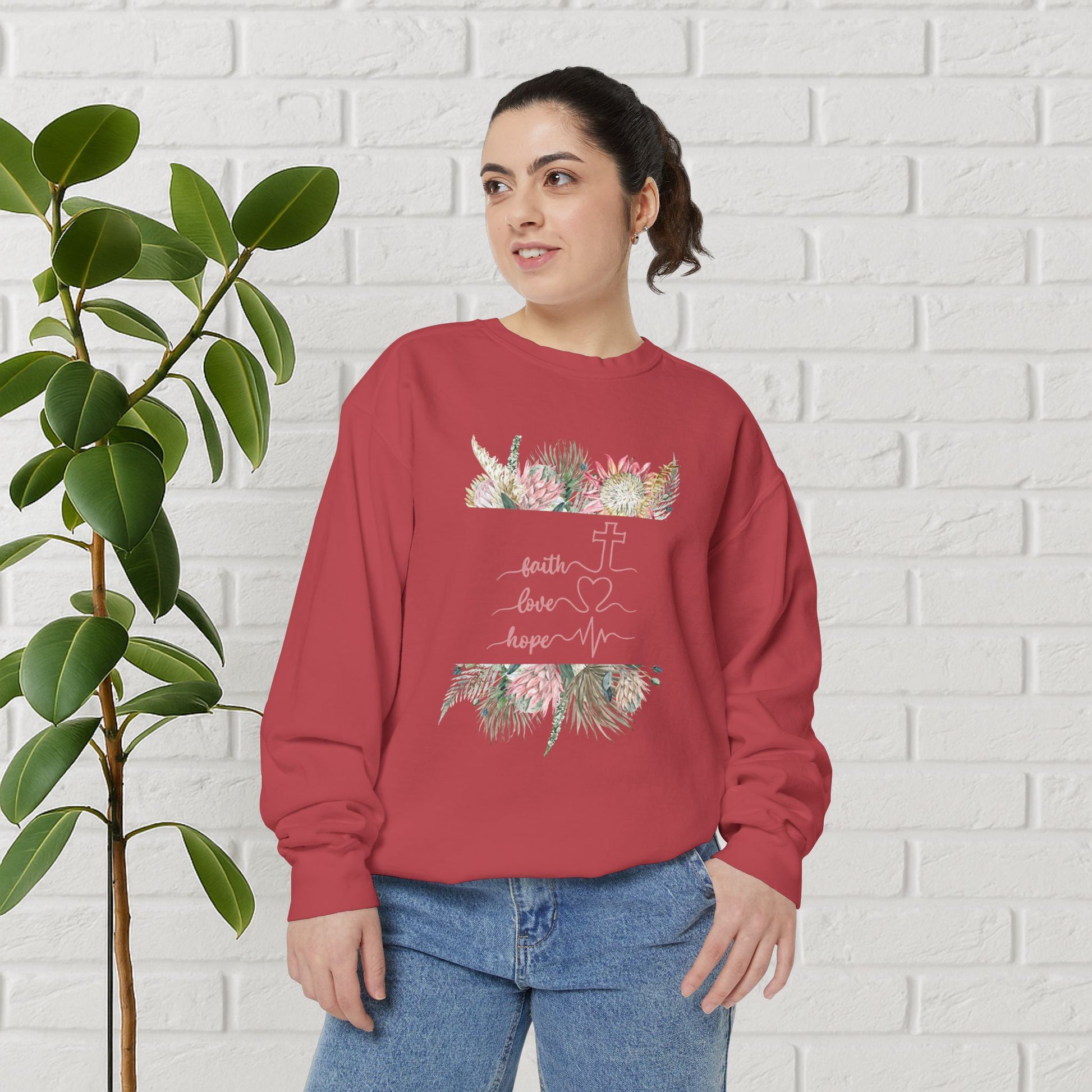 Spiritual Message Sweatshirt – Faith, Love, Hope, Unisex Apparel, Gift for Her, Cozy Wear, Inspirational Fashion
