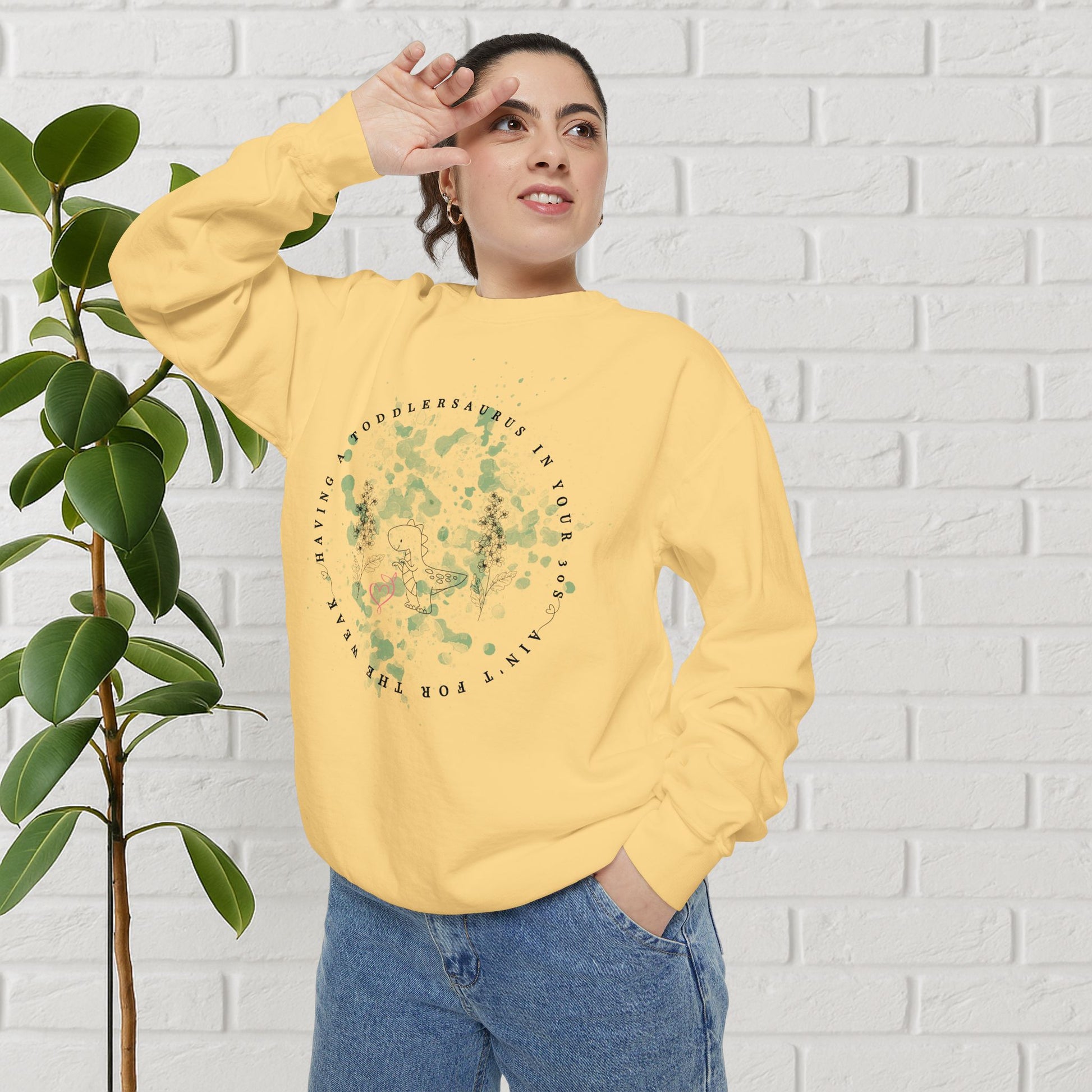 Toddlersaurus Mama – Premium Crewneck Sweatshirt