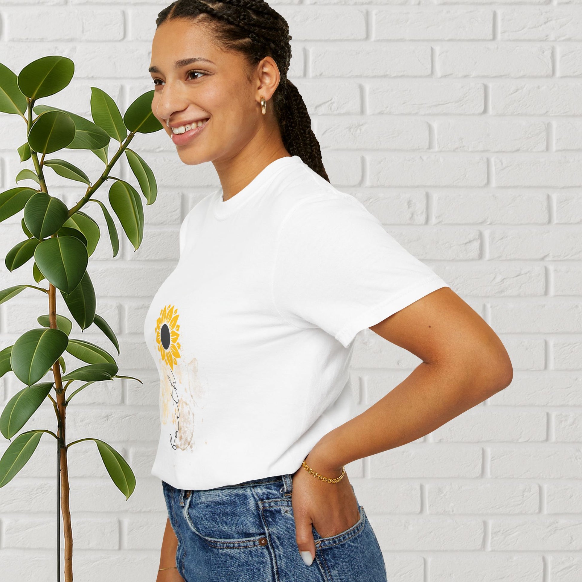 Faith in Bloom – Sunflower Tee