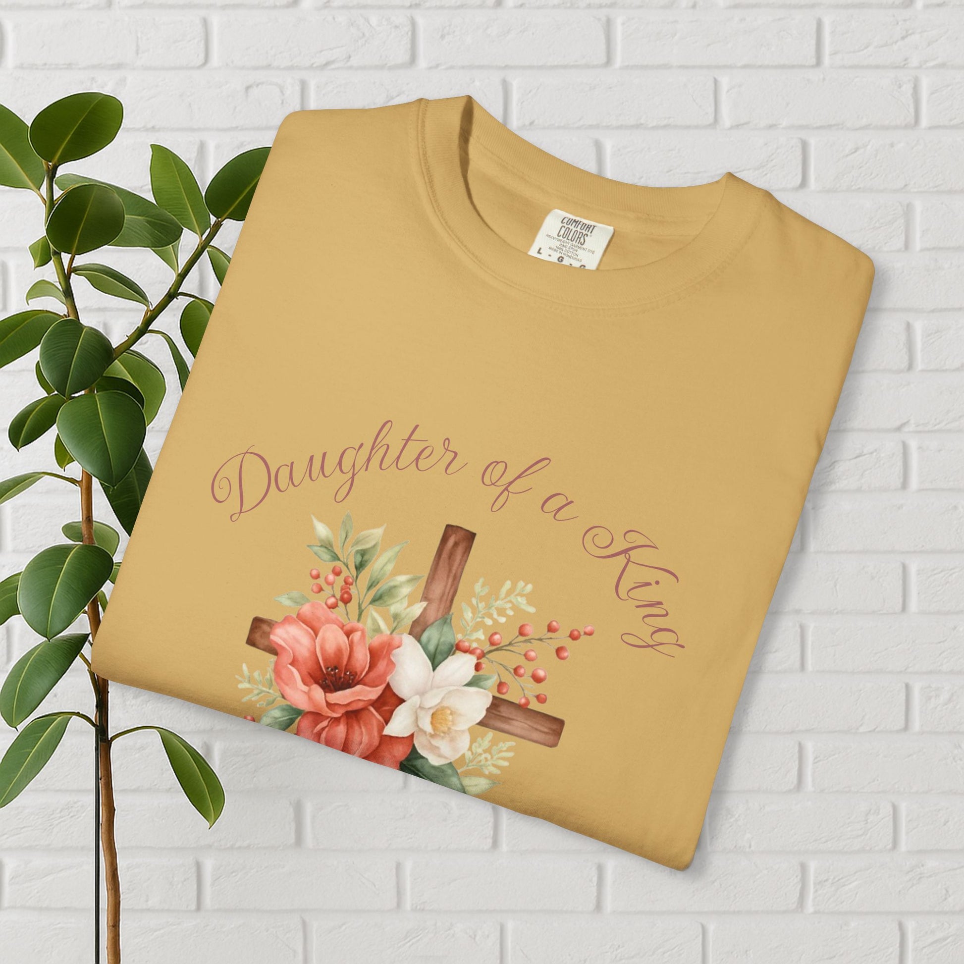 Daughter of a King – Faith-Inspired Floral Cross Tee