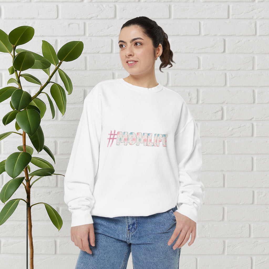 #MOMLIFE Floral Print Sweatshirt – Cute & Comfy Mom Vibes