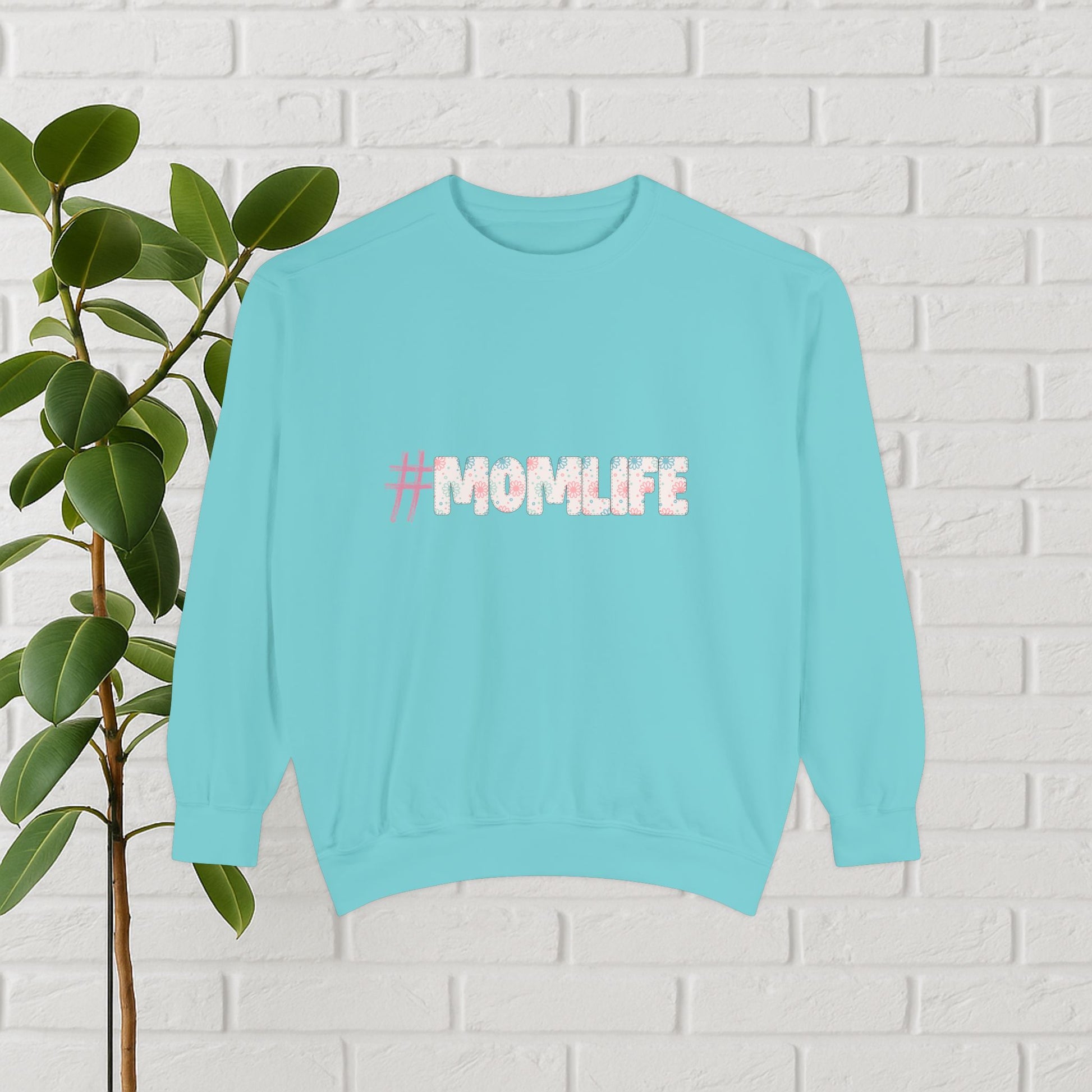 #MOMLIFE Floral Print Sweatshirt – Cute & Comfy Mom Vibes