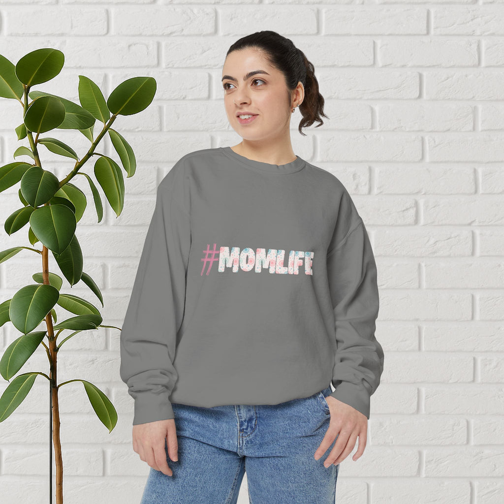 #MOMLIFE Floral Print Sweatshirt – Cute & Comfy Mom Vibes