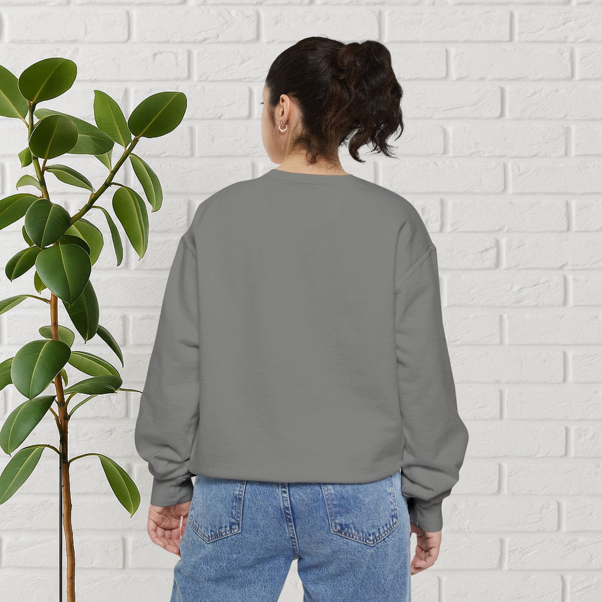 Spiritual Message Sweatshirt – Faith, Love, Hope, Unisex Apparel, Gift for Her, Cozy Wear, Inspirational Fashion