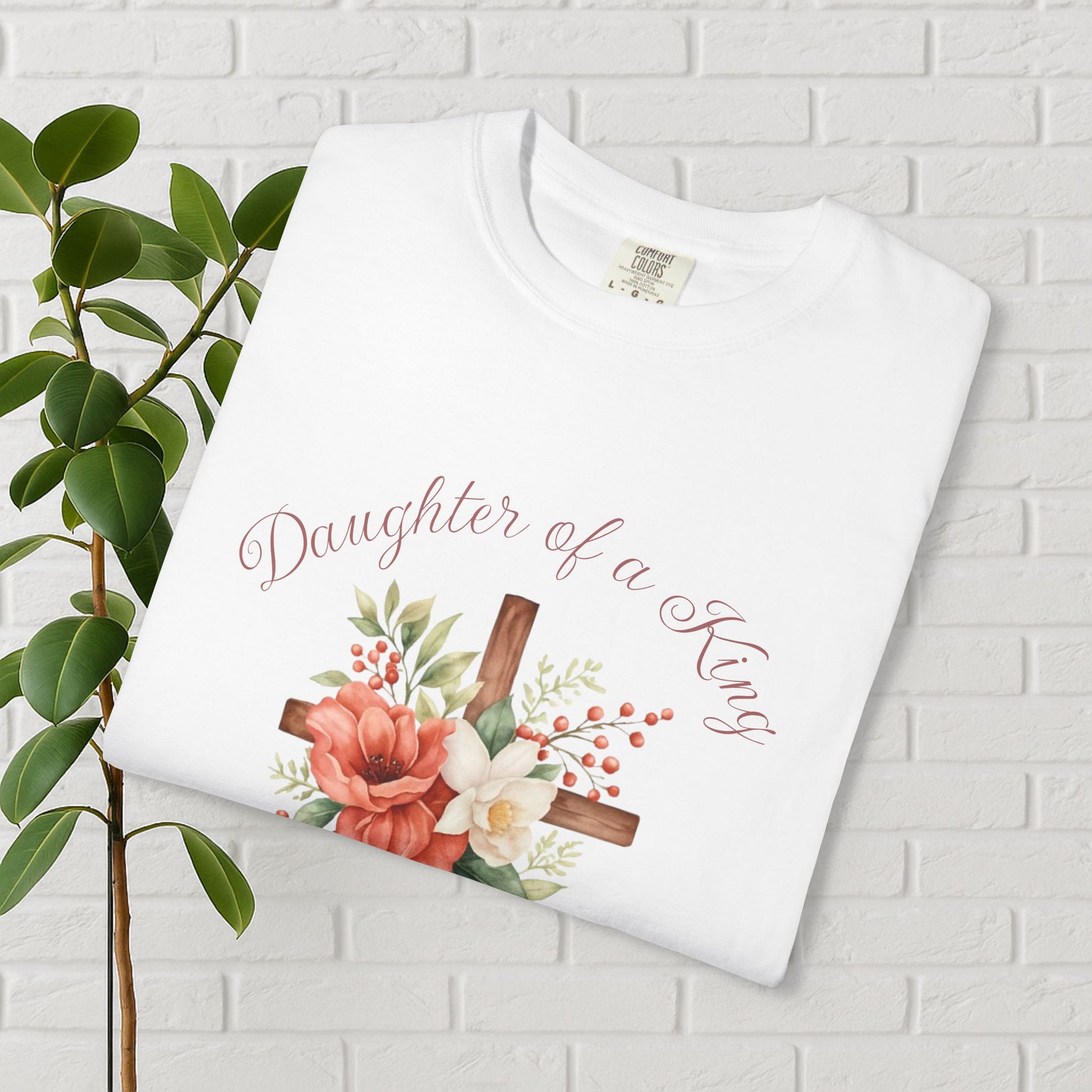Daughter of a King – Faith-Inspired Floral Cross Tee