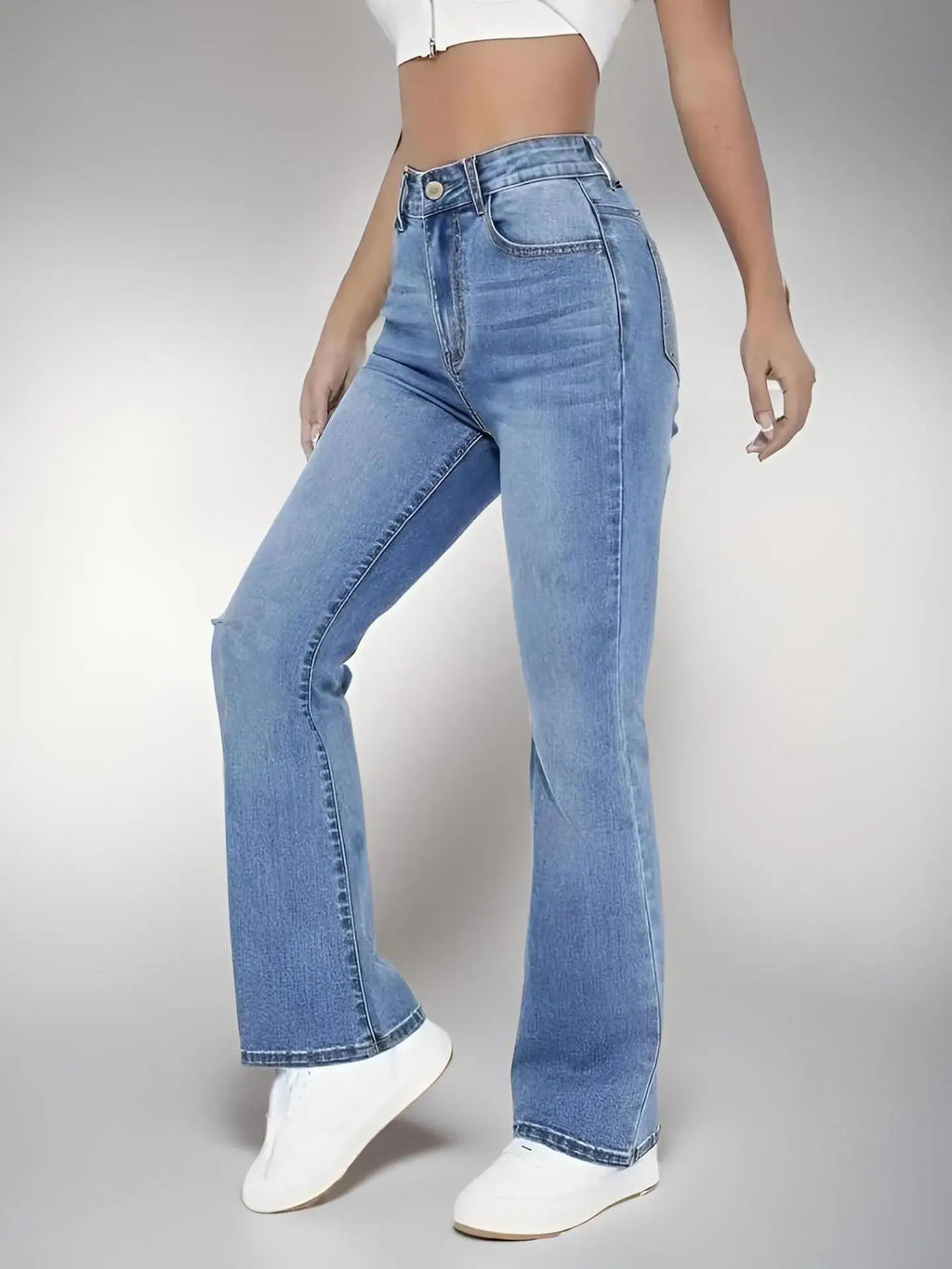 Gracefully Sleek High-Waist Slim Fit Jeans – Light Blue