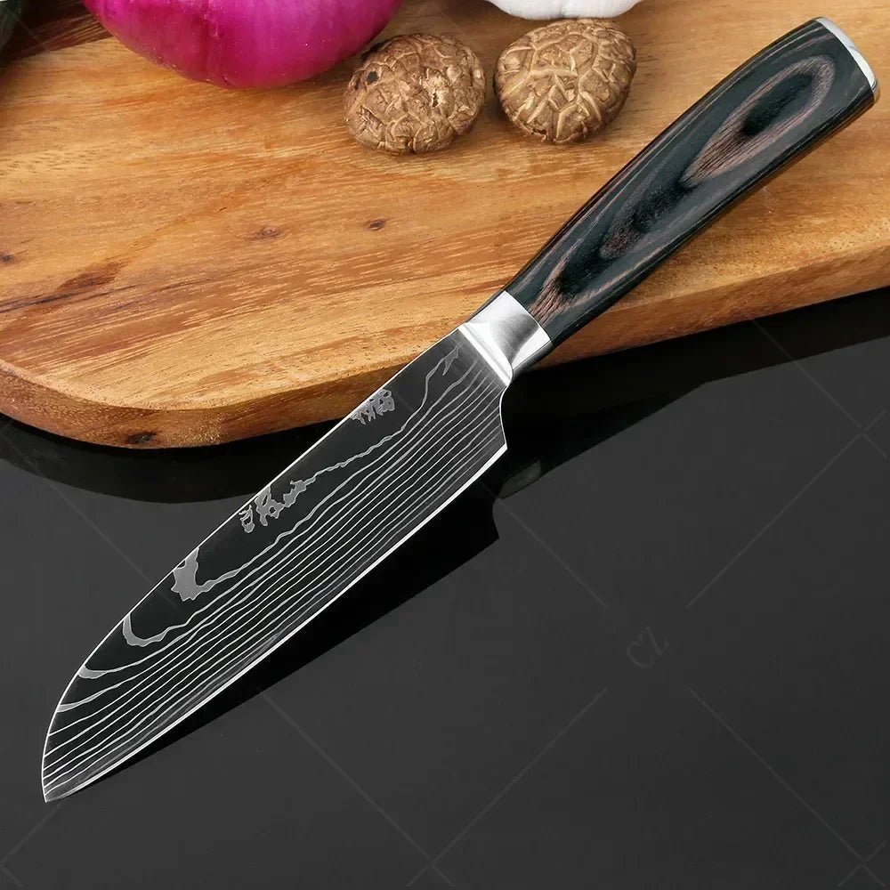 Gracefully Sharp™ Damascus-Style Chef Knife – Roast Ready Edition