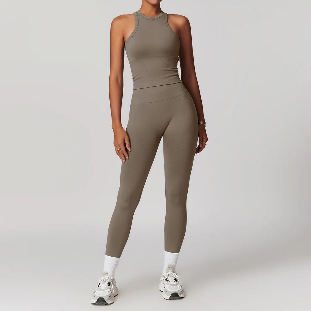 Glow & Go Seamless Women’s 2/3-Piece Gym Set – Long Sleeve Top, Sports Bra & High-Waist Leggings – Different Colors